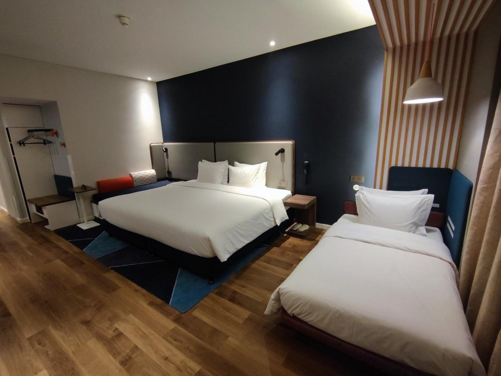 Holiday Inn Express Yinchuan Downtown By Ihg Zewnętrze zdjęcie