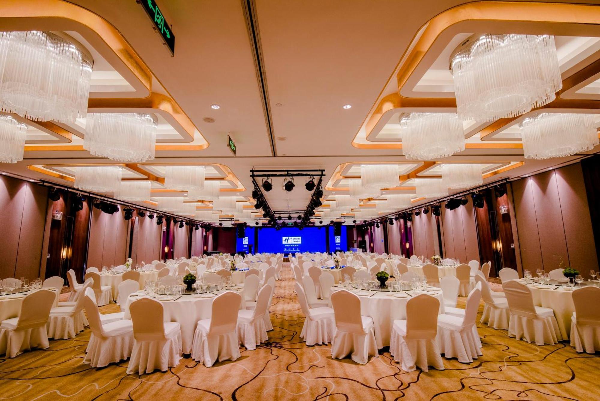 Holiday Inn Express Yinchuan Downtown By Ihg Zewnętrze zdjęcie